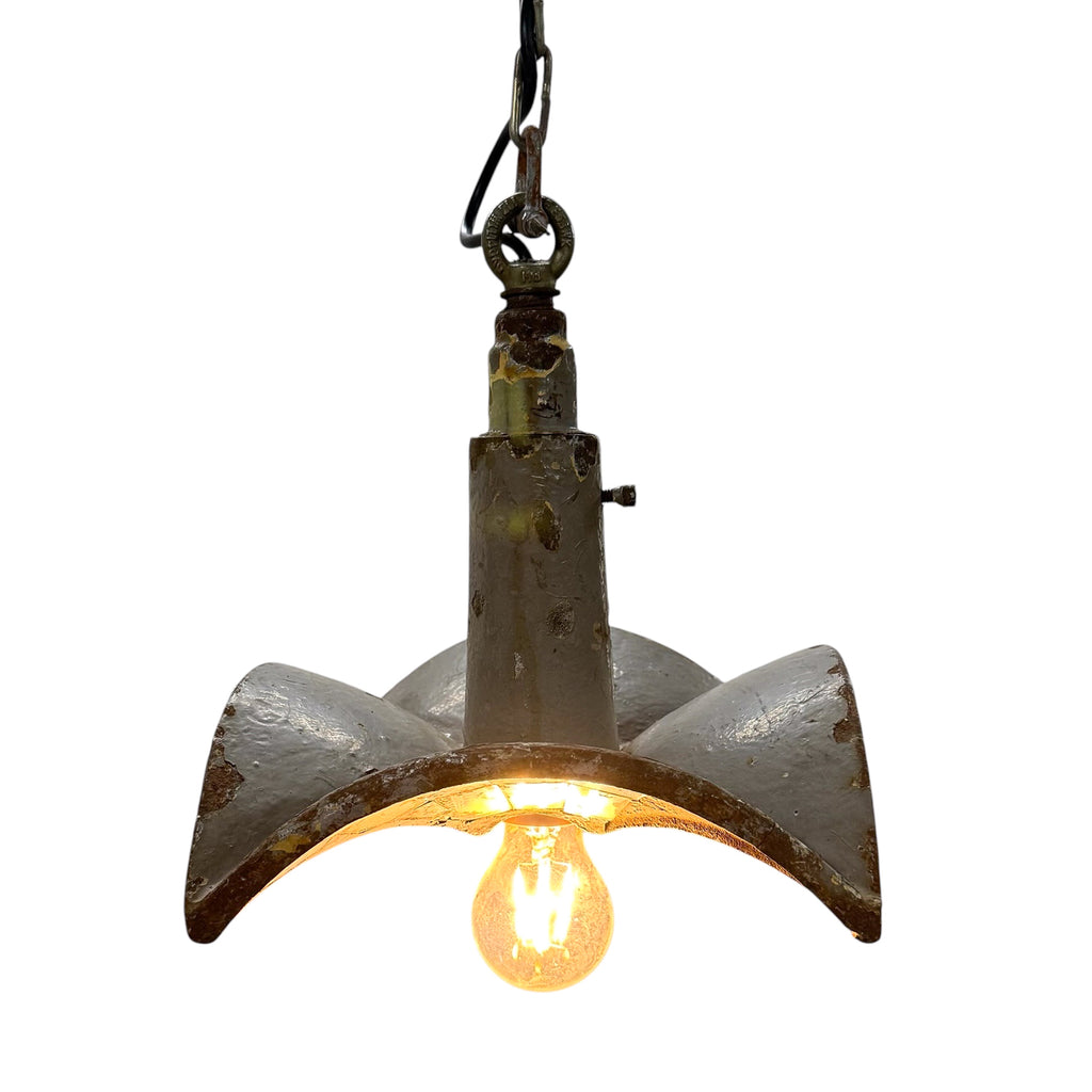 Nr. 1 Vintage industriële hanglamp met spiegelglas van Esla