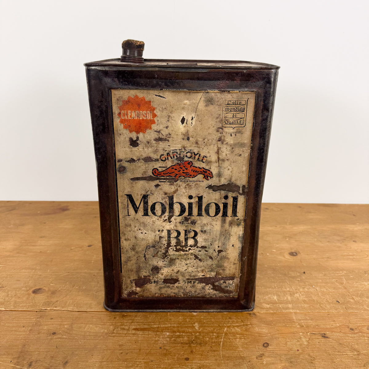 Vintage Italian Gargoyle Mobiloil BB Motor Oil Can