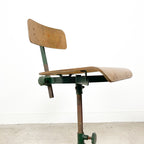 Rare industrial workshop chair by Sormel, inspired by Jean Prouvé.