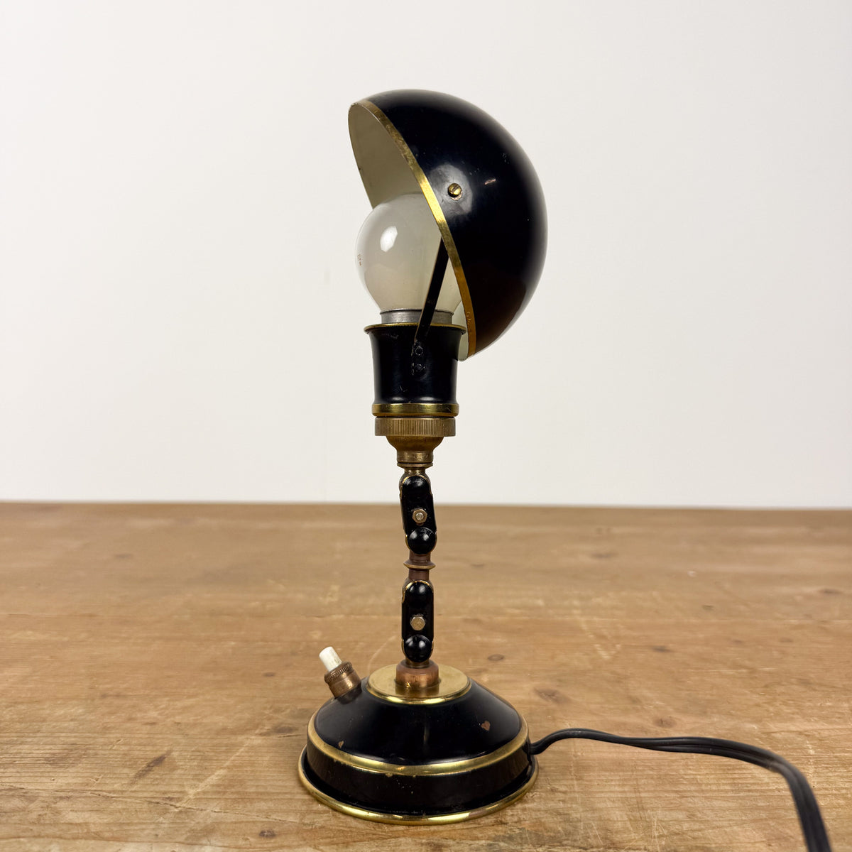 Vintage verstelbare bureaulamp zwart met messing details