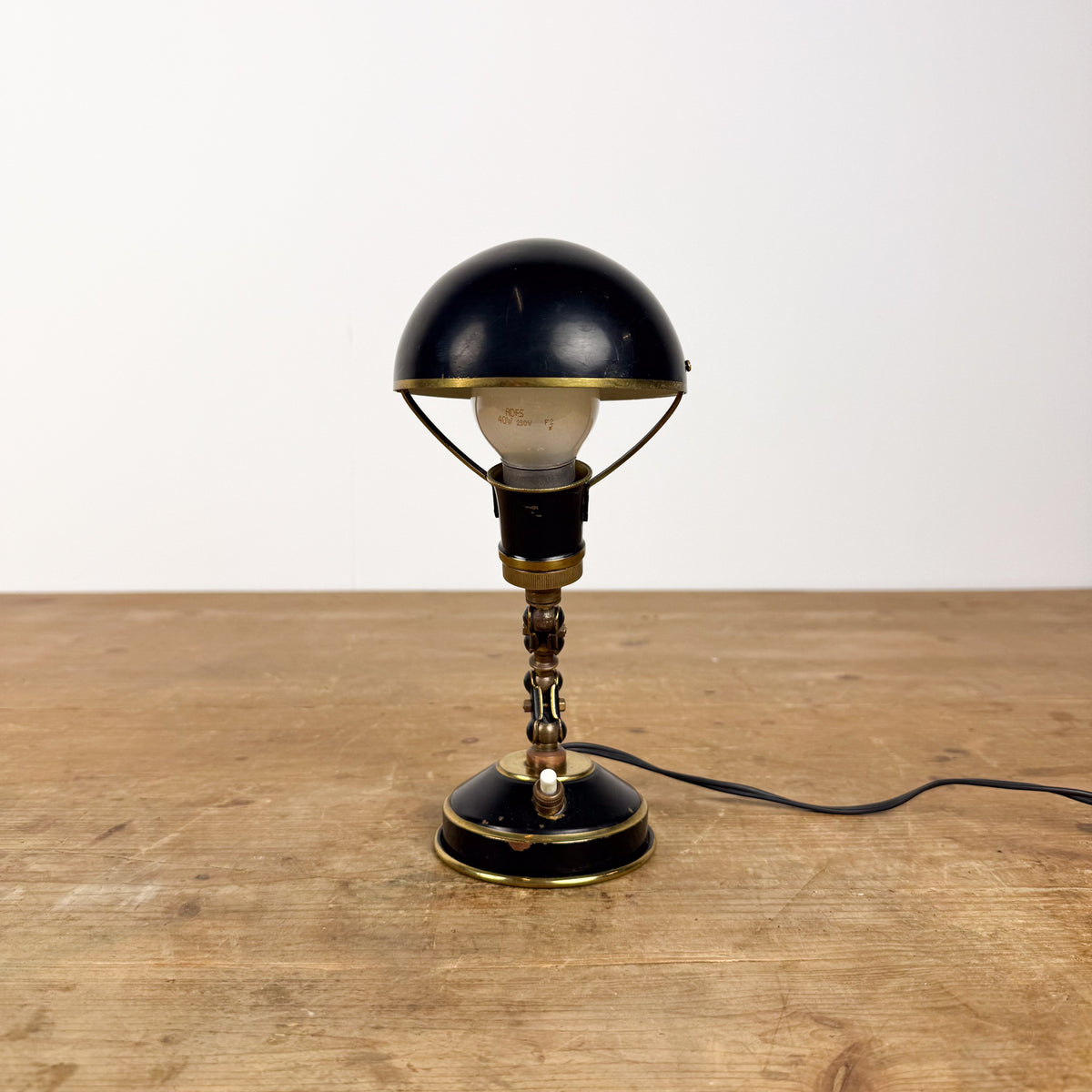 Vintage verstelbare bureaulamp zwart met messing details