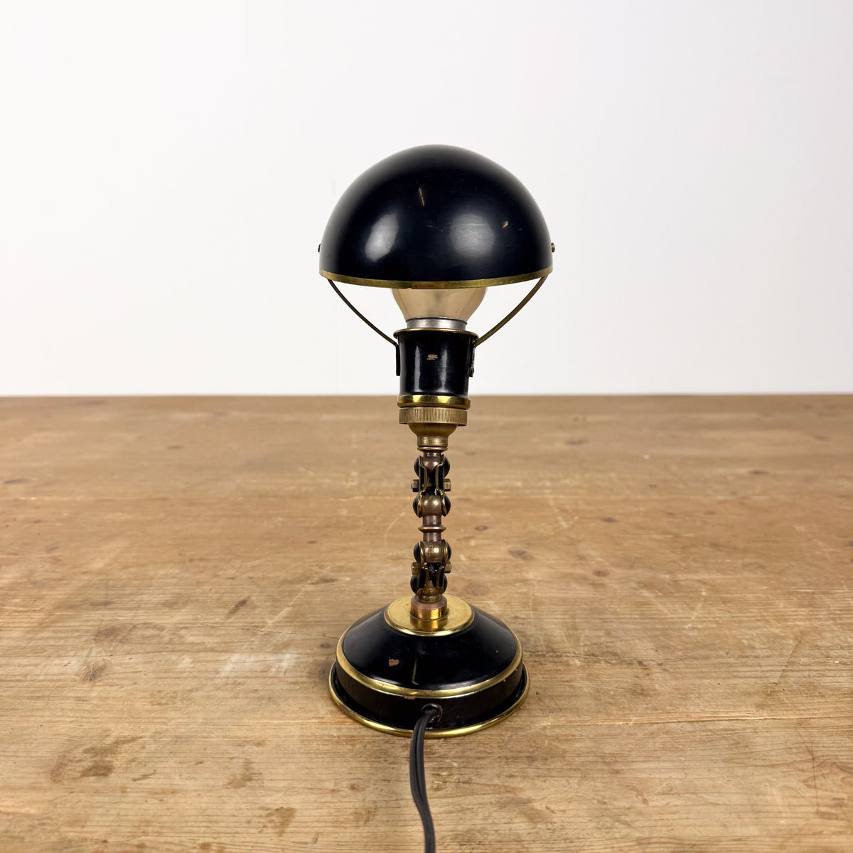 Vintage verstelbare bureaulamp zwart met messing details