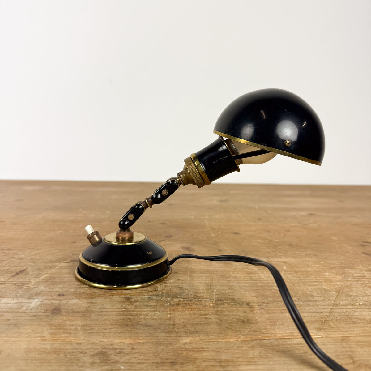Vintage verstelbare bureaulamp zwart met messing details