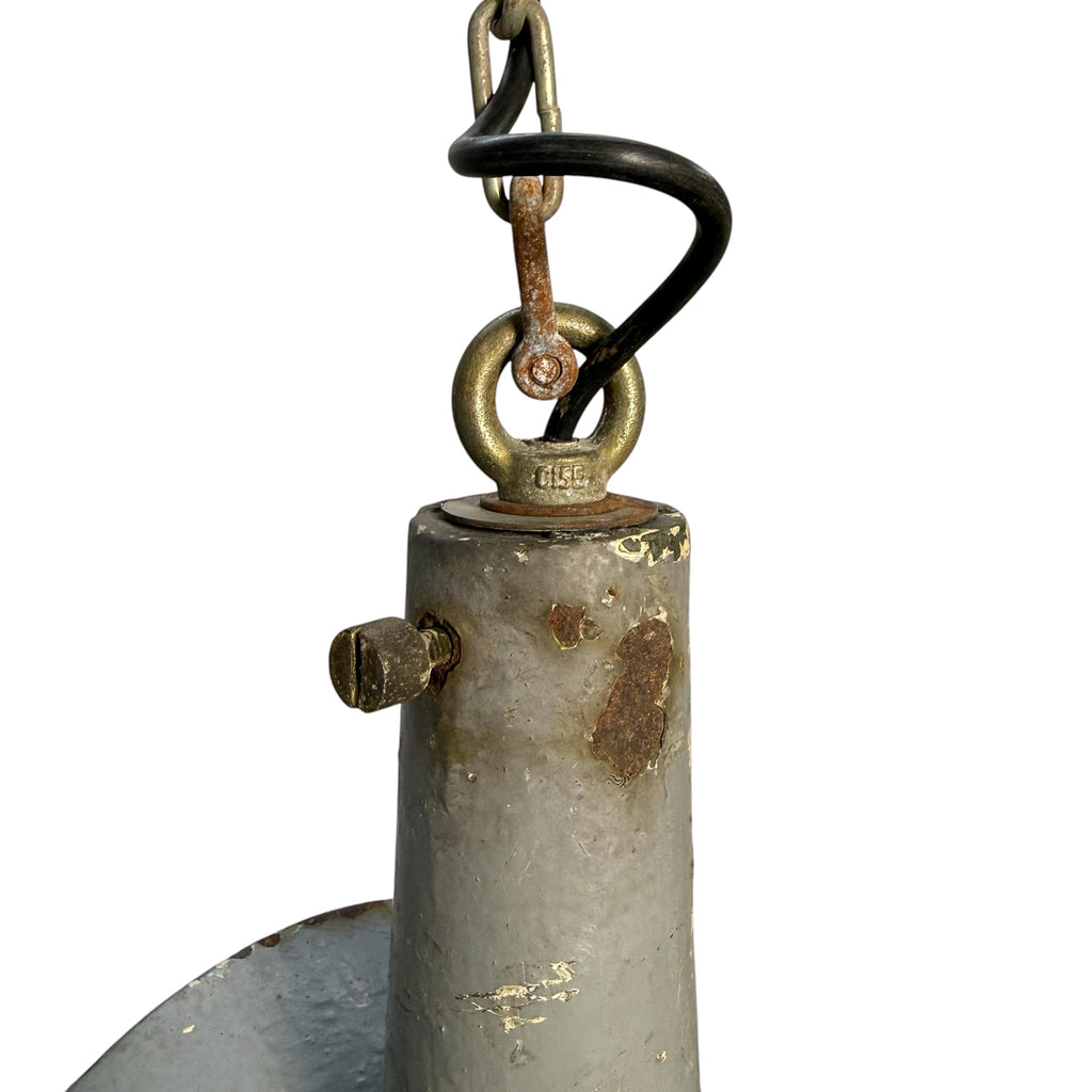 Nr. 2 Vintage industriële spiegelende hanglamp van Esla
