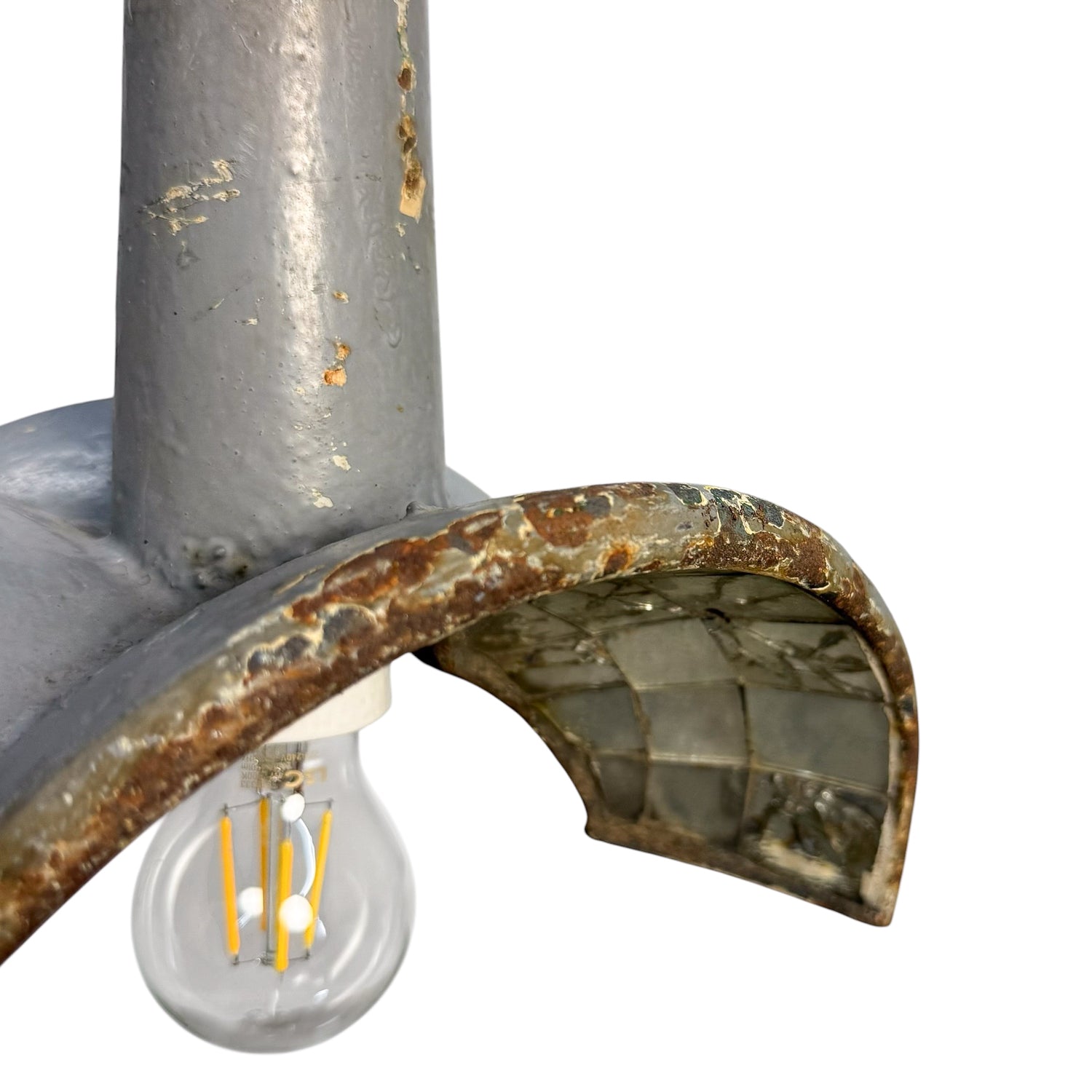 Nr. 2 Vintage industriële spiegelende hanglamp van Esla